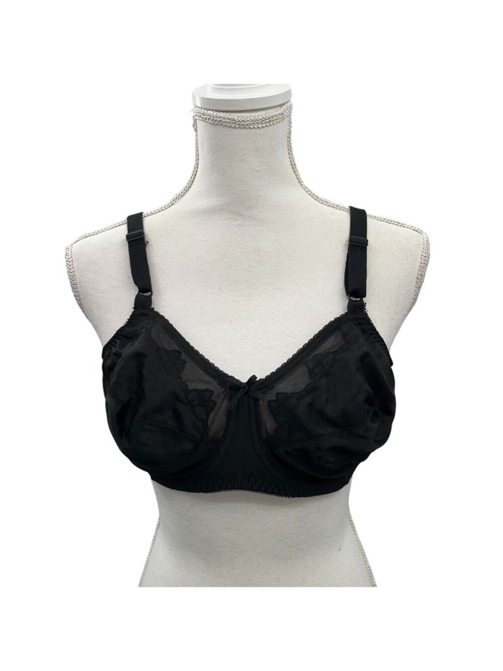 Bali 0180 Black Lace Underwire Bra Womens 38C Full Coverage Used Unlined Cups